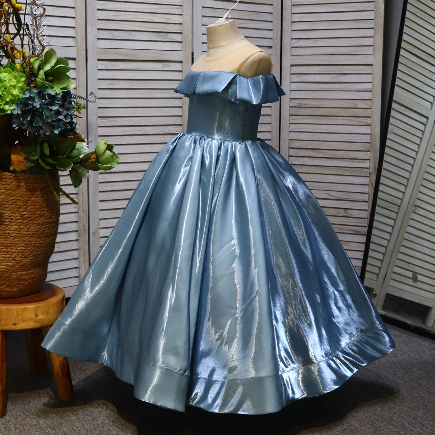 Four-Color Satin One-Shoulder Round-Neck Long Flower Girl Dress Christmas Party Dress
