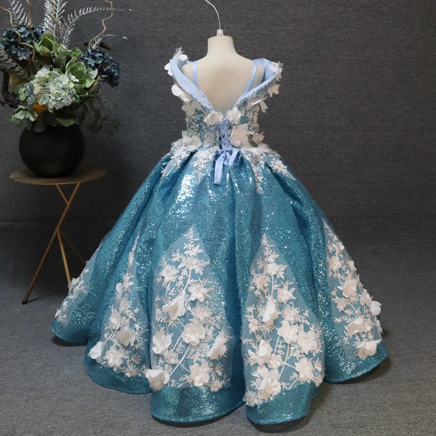 Blue Long One-Line Halter Flower Girl Dress for Wedding Back Lace Design Birthday Party Princess Dress