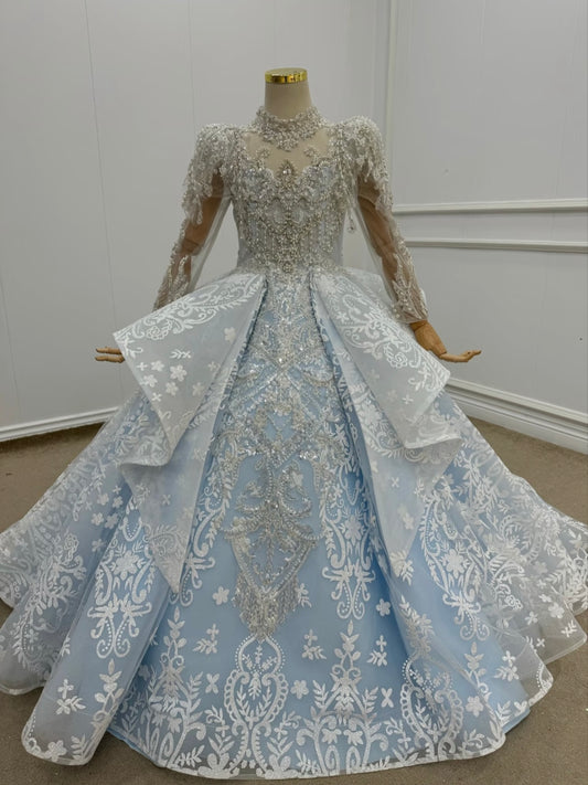 Off Shoulder Glitter Quinceanera Dresses Ball Gowns Puffy Tulle Sweet Lace Applique Beaded Peincess Dress with Long Sleeve