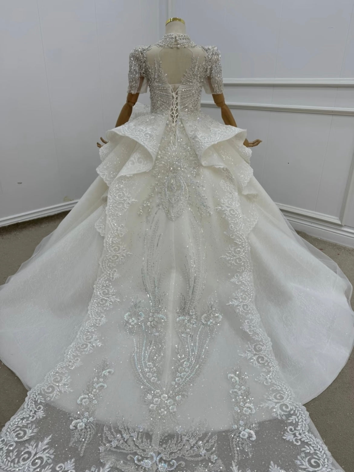 Children Luxury Gown Princess Girl Dress with Train Ball Gown Luxe Beaded Wedding Dress