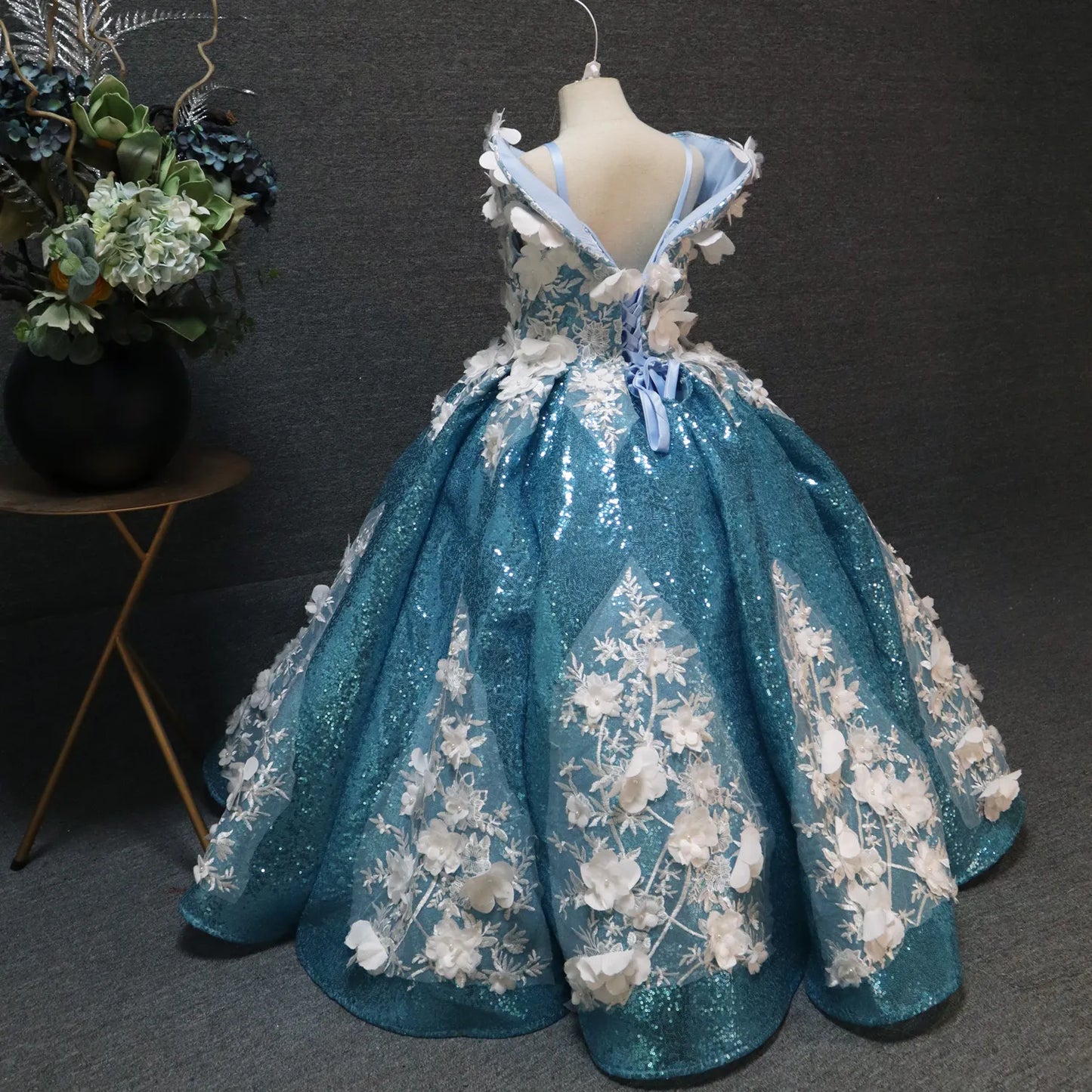 Blue Long One-Line Halter Flower Girl Dress for Wedding Back Lace Design Birthday Party Princess Dress