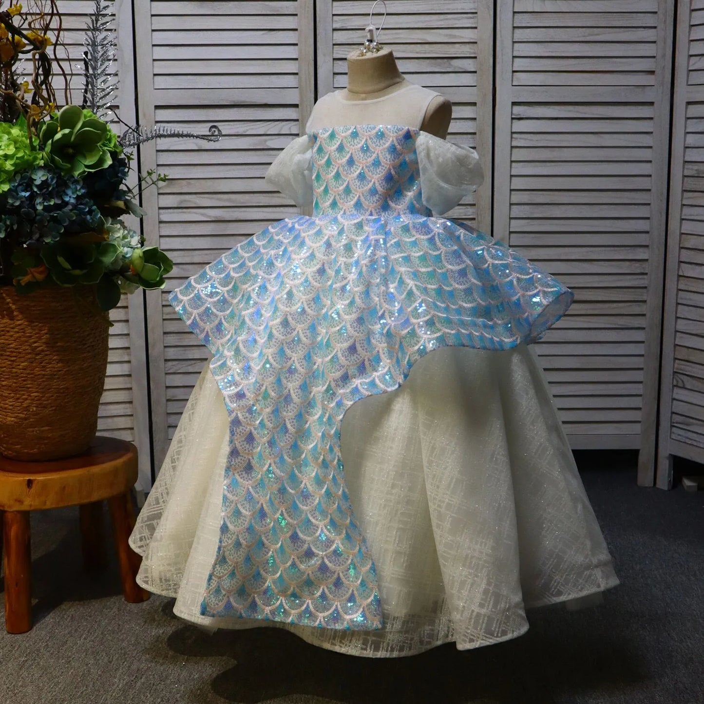 Blue Carp Pattern Round Neck Long Flower Girl Dress Birthday Party Dress Beauty Pageant Dress Performance Dress