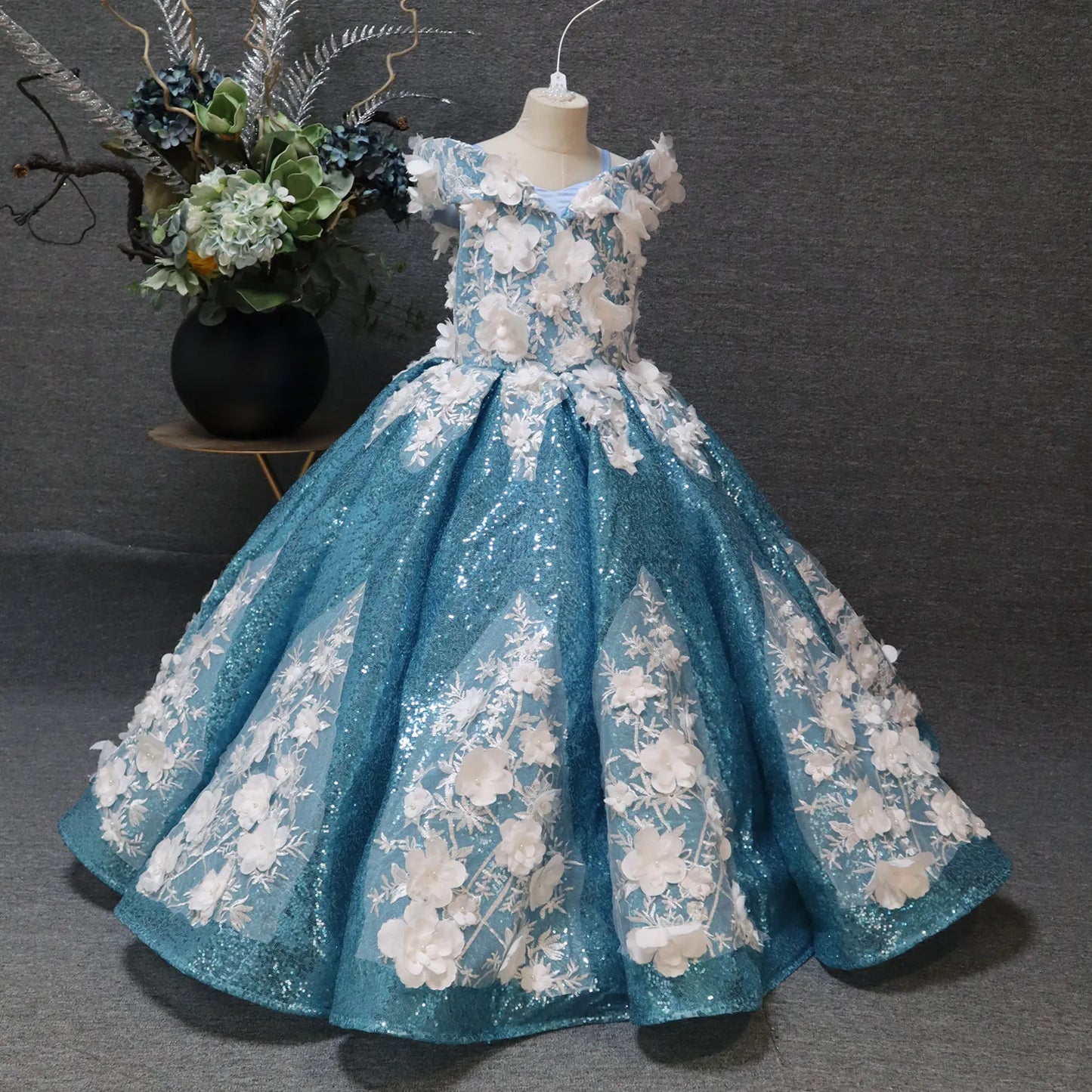 Blue Long One-Line Halter Flower Girl Dress for Wedding Back Lace Design Birthday Party Princess Dress