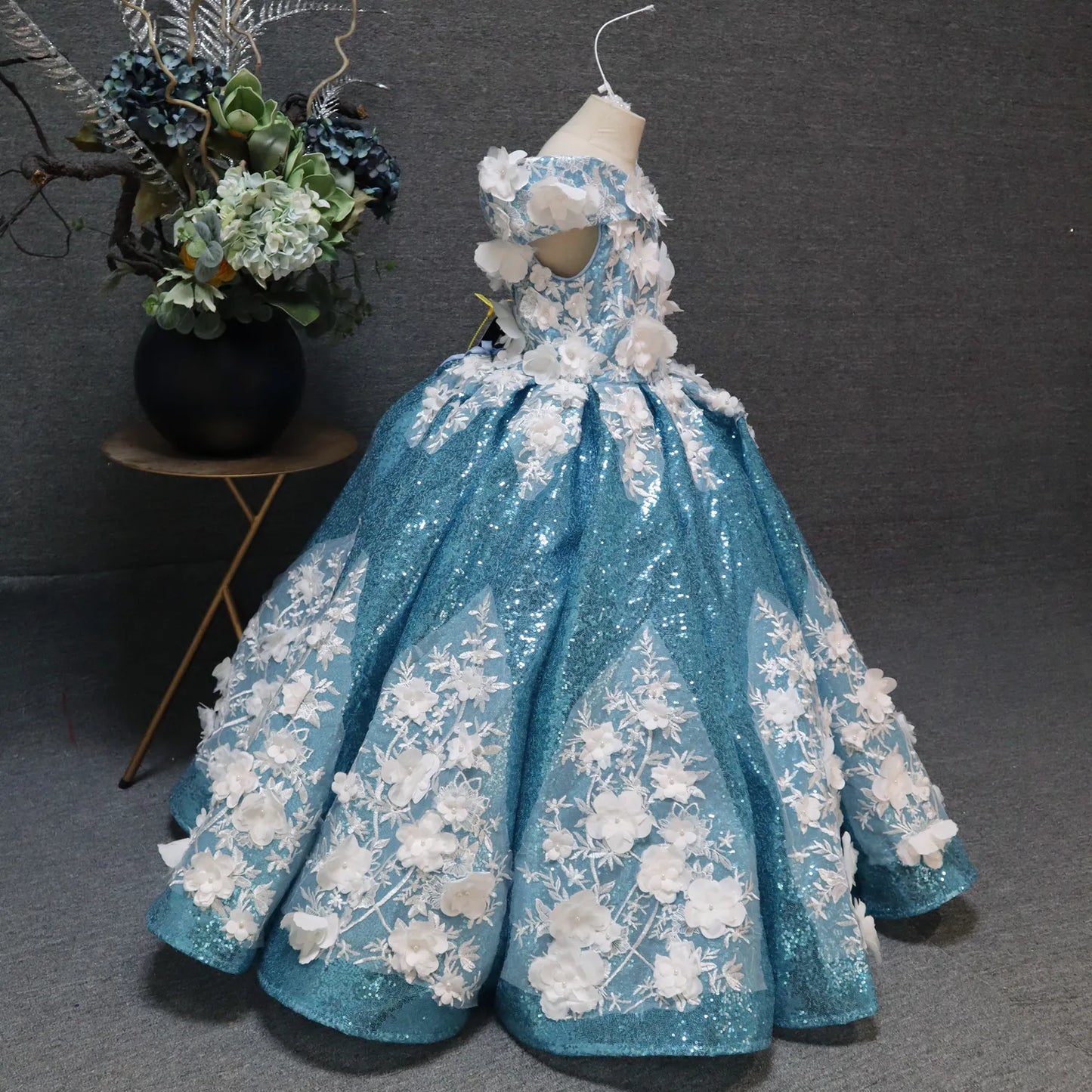 Blue Long One-Line Halter Flower Girl Dress for Wedding Back Lace Design Birthday Party Princess Dress